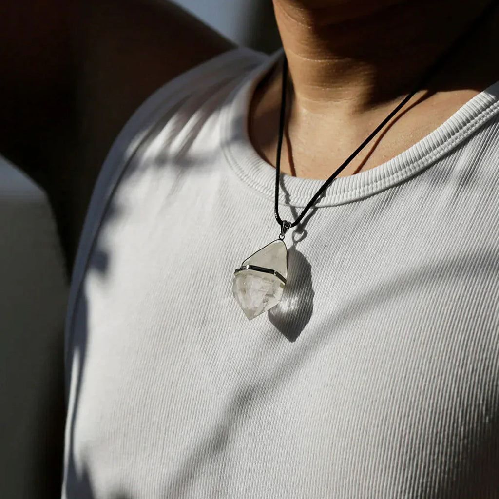 Kailash Energy Essence  ヒーリング・ブレス・オブ・ライフ・クリア・クォーツ・スターリング・シルバー・ペンダント