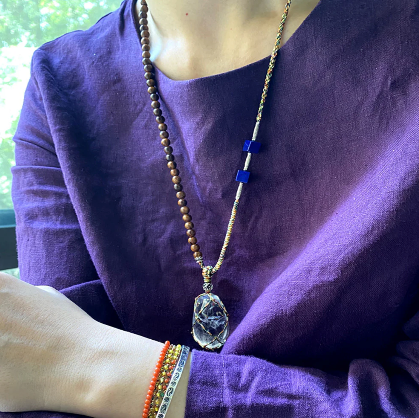 Kailash Energy Essence 石英のペンダントとラピスラズリと純銀です