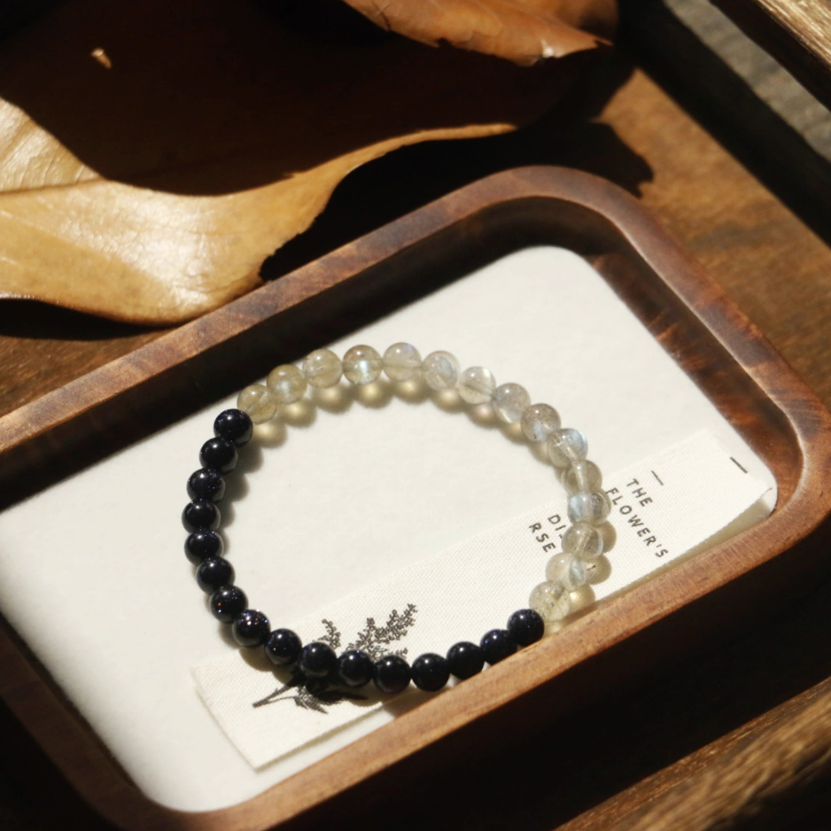 「知恵 · 学業」ブルークローブ＆ムーンストーンブレスレット