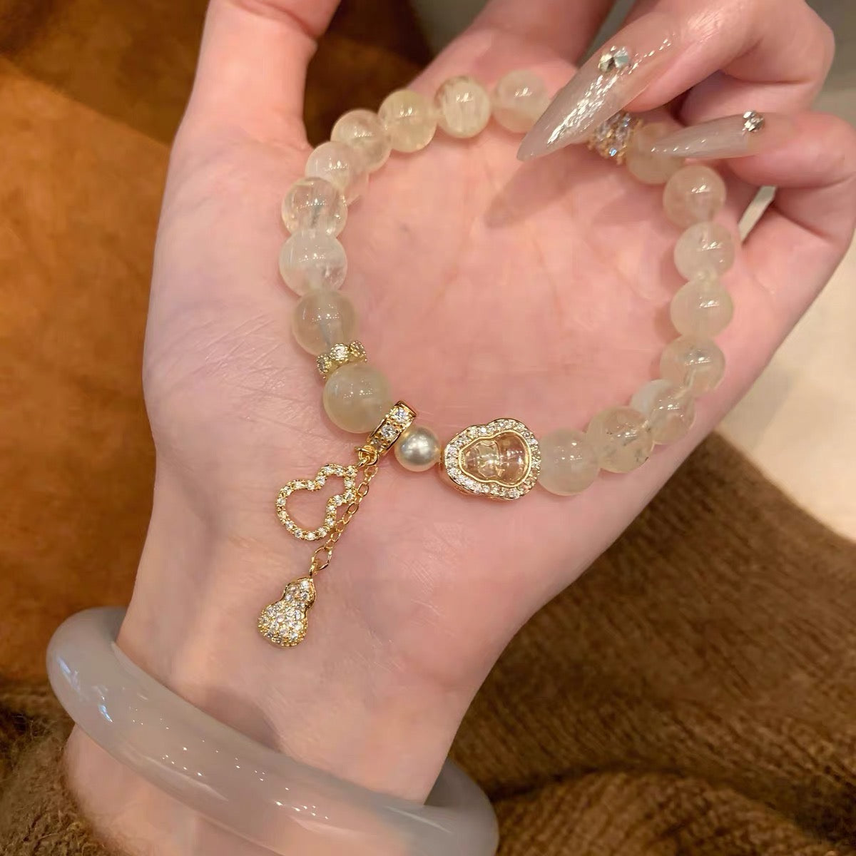 「健康・浄化」ひょうたん型クリスタルクォーツ - 浄化と幸運を招く守護石