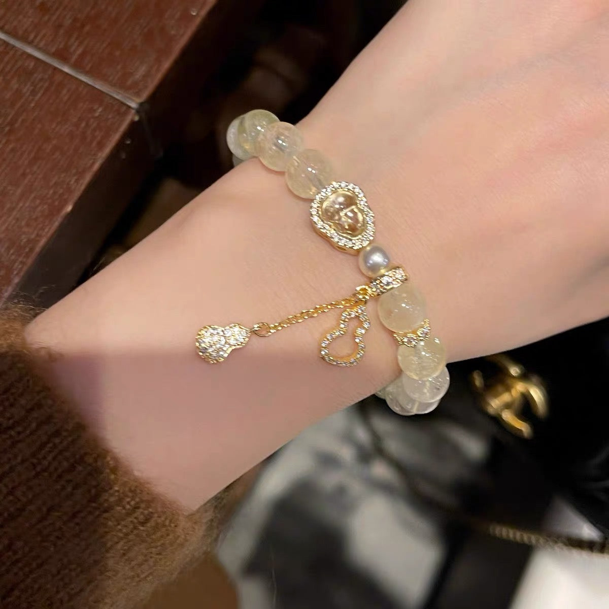 「健康・浄化」ひょうたん型クリスタルクォーツ - 浄化と幸運を招く守護石