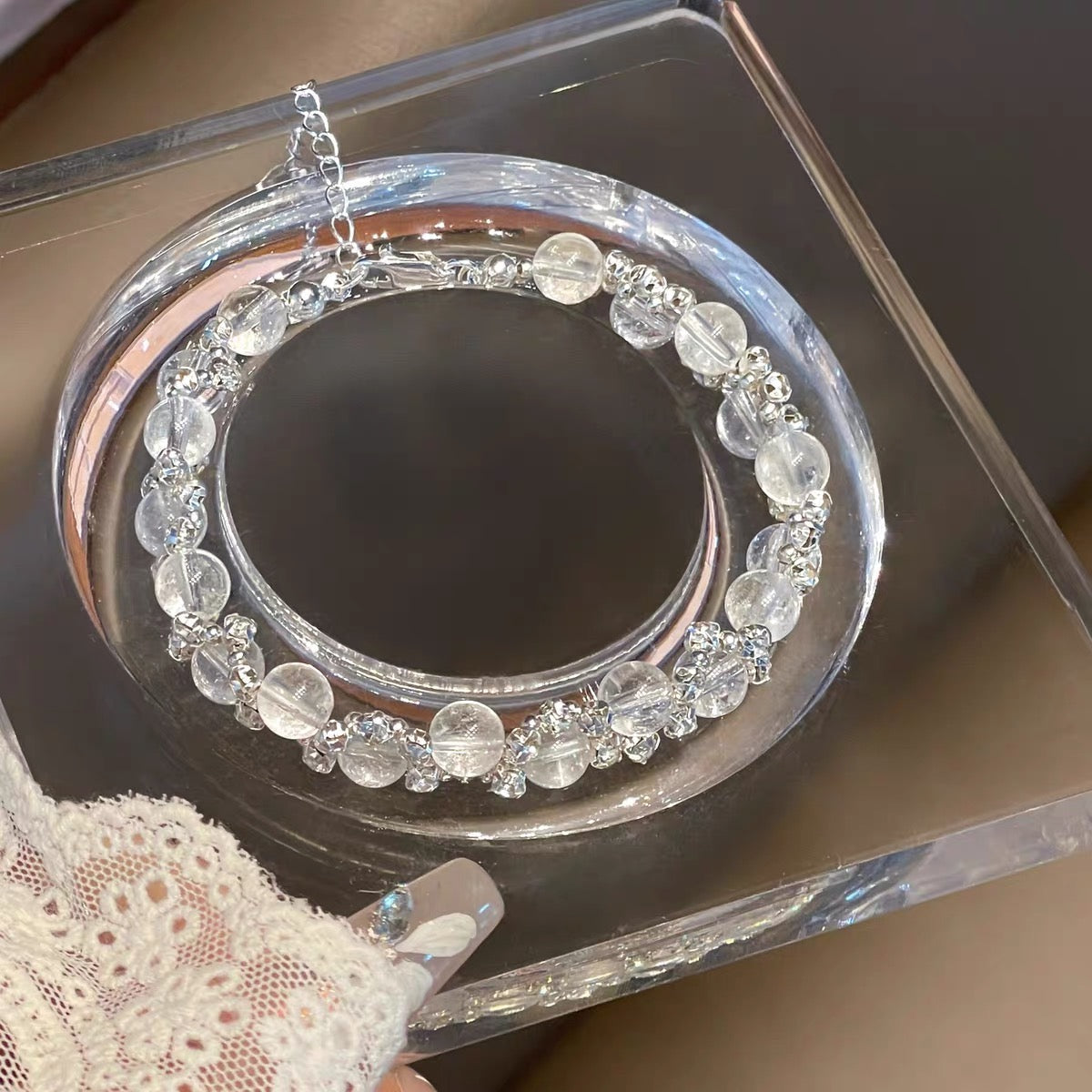 「健康・浄化」願いを叶えるクリスタルクォーツ - 純粋な意志を宇宙に届ける水晶