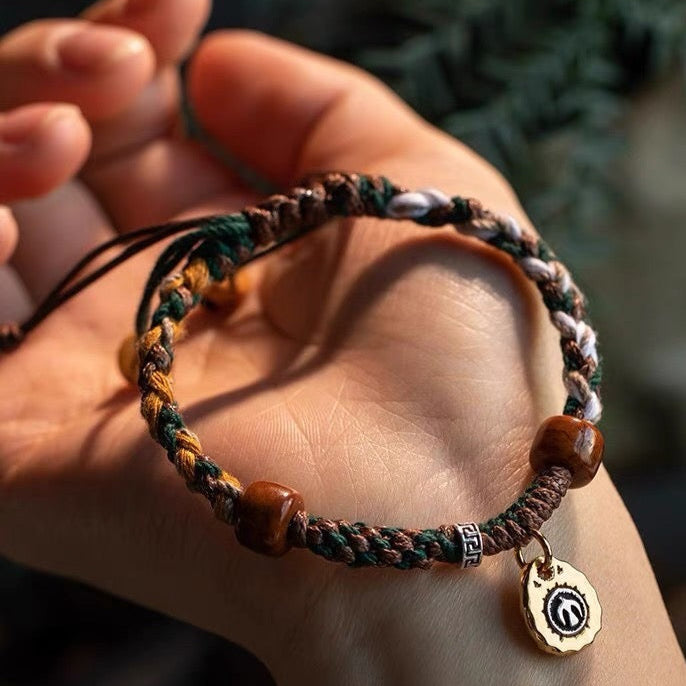 西藏風ブレスレット 手編みのシルバーデザイン