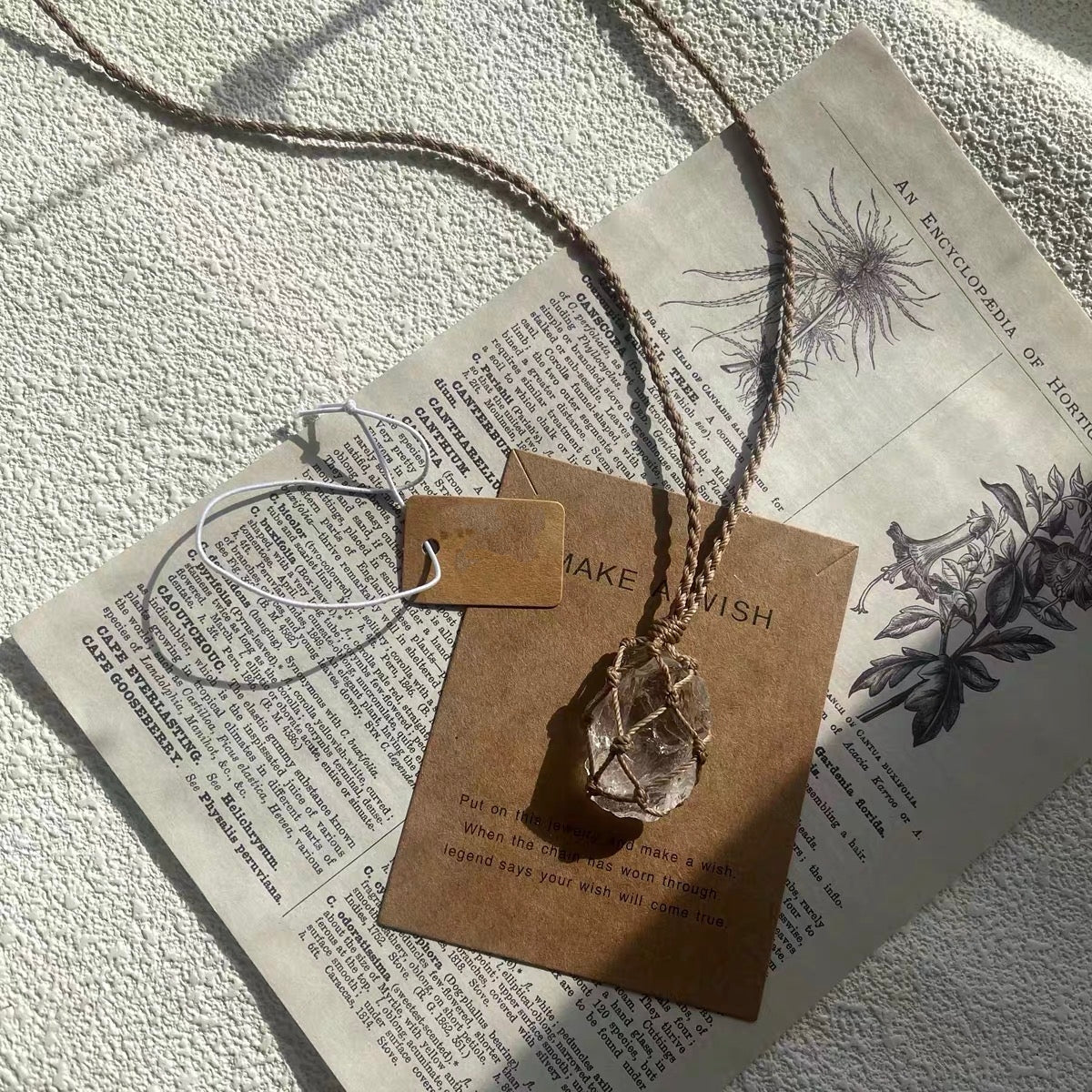 純粋手編み天然ホワイトクリスタル原石パワーペンダントです