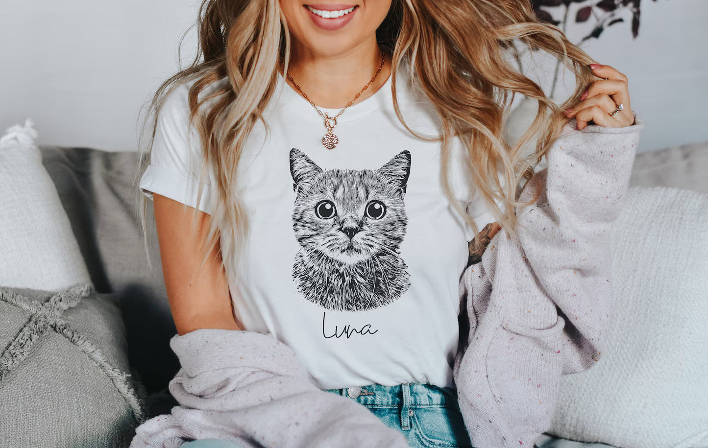 印絵 ペットの写真と名前入り カスタムTシャツ  大きな図案 「Black&White」